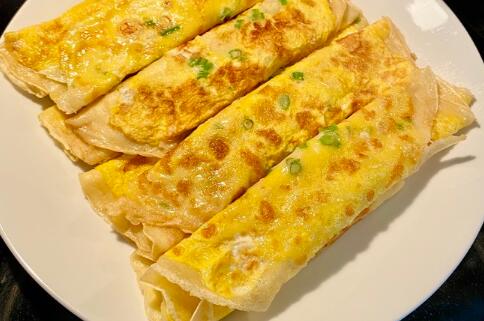 简单制作榨菜香葱蛋饼的过程