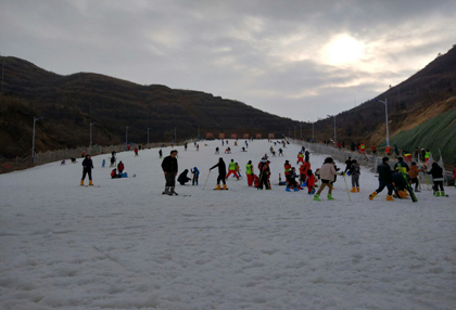 七星岭野外滑雪场