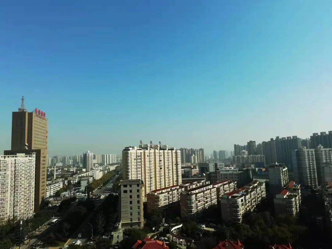 今天上午，长沙天气晴朗
