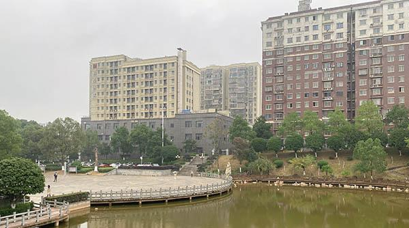 今天，长沙阴雨中气温下降