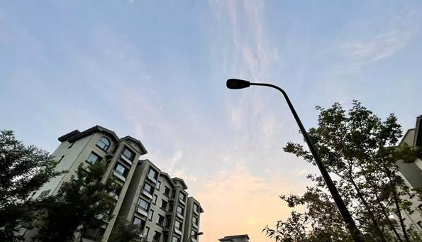 今天早晨，北京天气晴朗