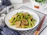 掌握传统清炒芦笋口蘑的传统制作步骤