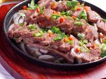广东人花式吃羊强行入冬 冬季吃羊肉有什么好处