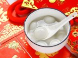 吃太多黑芝麻丸可能会加重脱发 为啥吃太多黑芝麻丸会加重脱发​