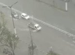杭州暴雨袭击多路段出现积水 排水需1个小时左右行走小心
