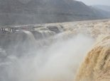 黄河壶口冰瀑彩虹相映成辉 组成一幅美丽的壶口冬韵图