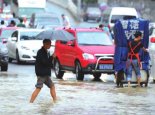 南方雨势凶凶贵州多地大暴雨 东北华北天气凉快气温20℃