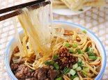 牛肉酸辣粉的做法
