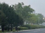 今天北京西部北部有阵雨 明天或有雷雨来袭部分地区伴大风和冰雹