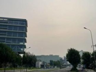 雨热同台！河南郑州等多地最高气温可超40℃ 西部南部有雷雨大风